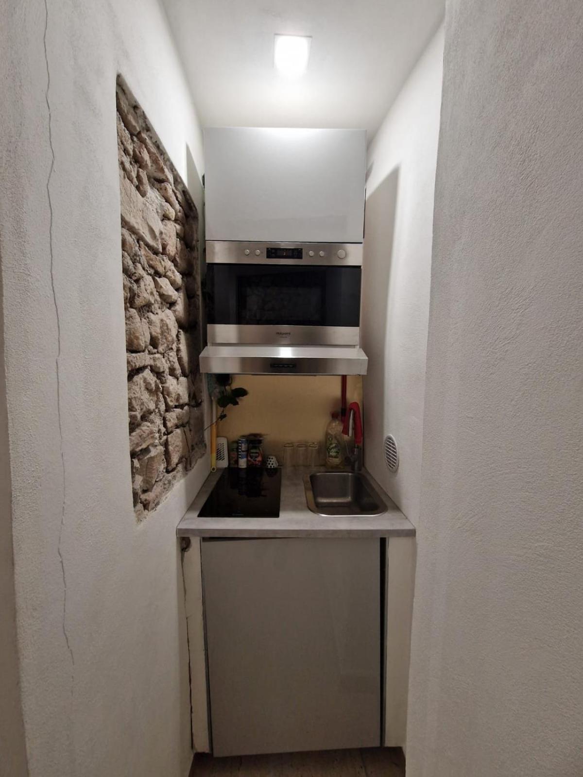 The Love Basement Apartment Rome Exterior photo